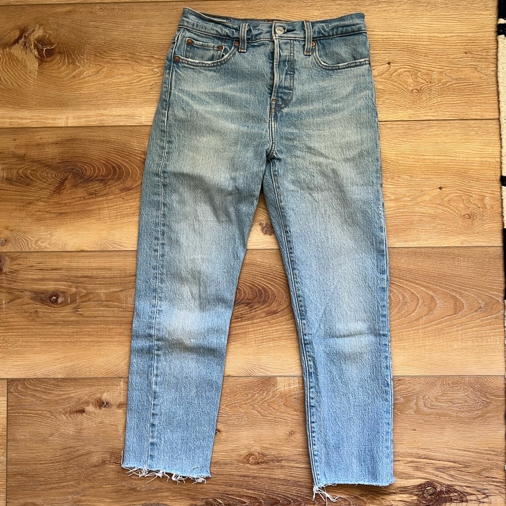 Levi’s Wedgie Cut Classic Blue Women's Jeans